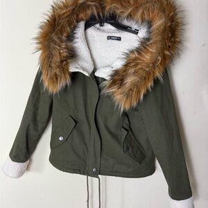 SHEIN Dark Green Jacket with Faux Fur Trim